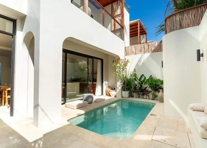 Villa Casa Padang Coastal Retreat In *