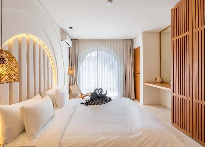 Casa Padang Coastal Retreat In