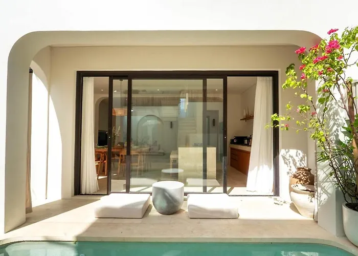 Casa Padang Coastal Retreat In Villa