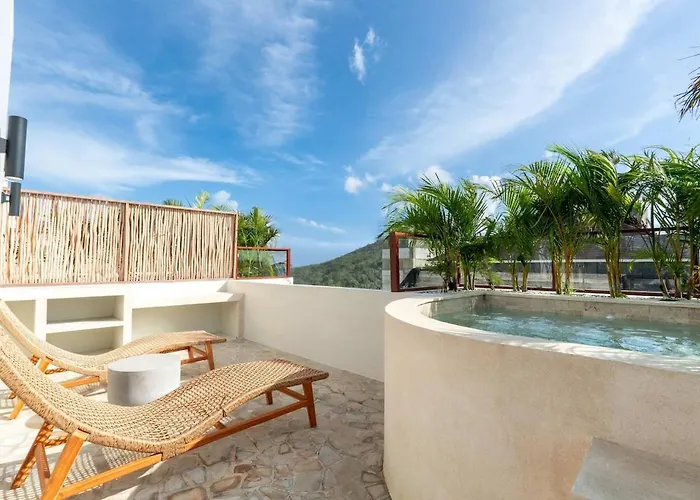 Casa Padang Coastal Retreat In