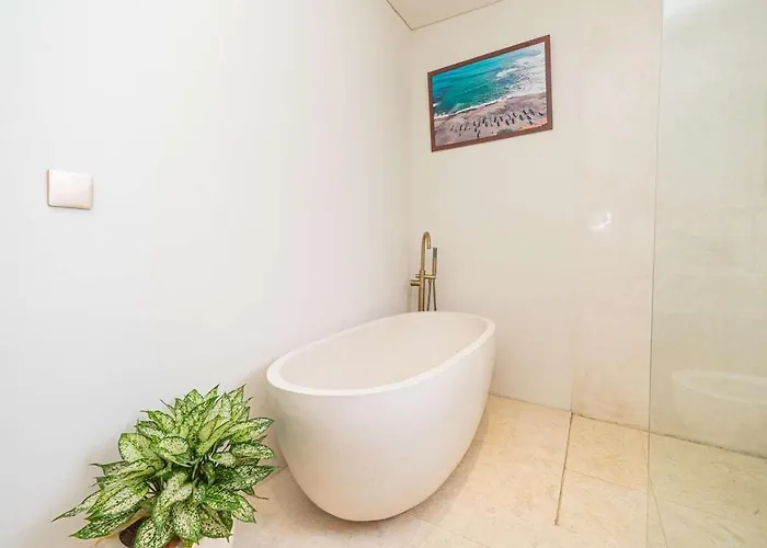 Casa Padang Coastal Retreat In Villa *